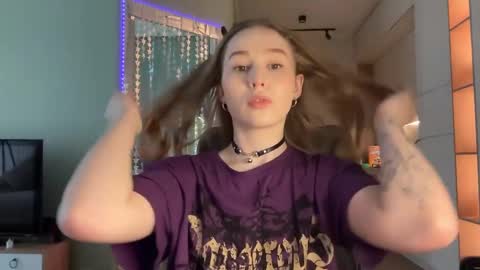 Alisa online show from January 2025 07:11:02 AM