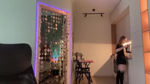 Alisa online show from February 2025 07:07:02 AM