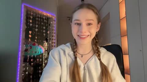 Alisa online show from March 2025 07:30:01 AM