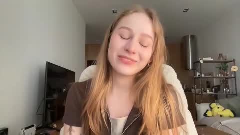 Alisa online show from September 2025 06:50:01 AM