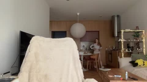 Alisa online show from November 2025 07:28:01 AM