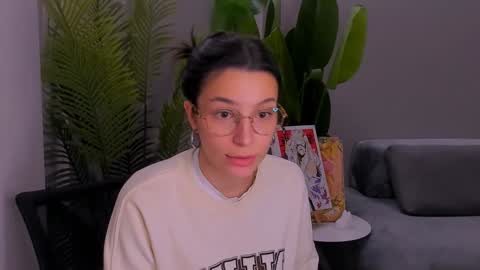 whoislulu online show from January 2025 08:18:01 PM