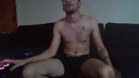 whosten0 online show from September 2025 12:38:01 AM