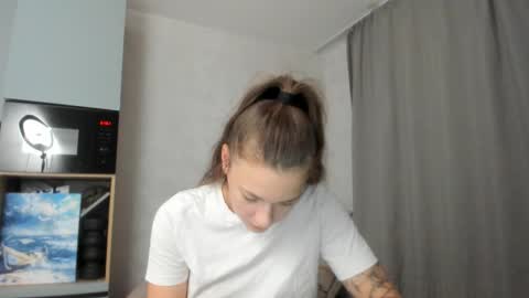 Veronica online show from September 2025 06:52:02 PM