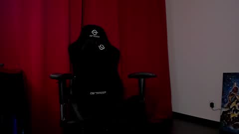 VI online show from February 2025 09:52:01 PM