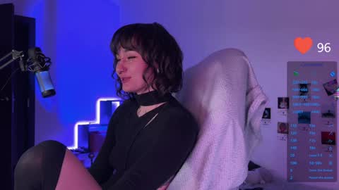 iggy iggz online show from January 2025 09:00:02 PM