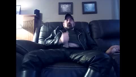 wibootdude online show from December 2024 08:32:01 PM
