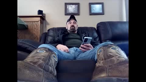 wibootdude online show from February 2025 08:05:01 PM