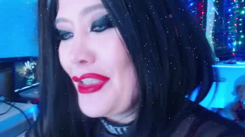 Laura  online show from January 2025 04:42:01 AM