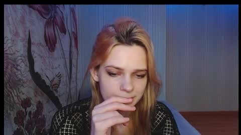 Snapshot of wicky_hey chatting on March 2026 07:15:01 AM Victoria online show from March 2026 07:15:01 AM