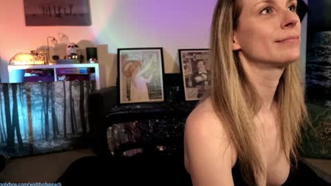 Gretchen  Jimmy online show from February 2025 02:27:02 AM