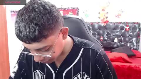 wiilliam online show from December 2024 06:24:02 PM