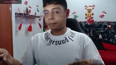 wiilliam online show from December 2024 03:35:01 PM