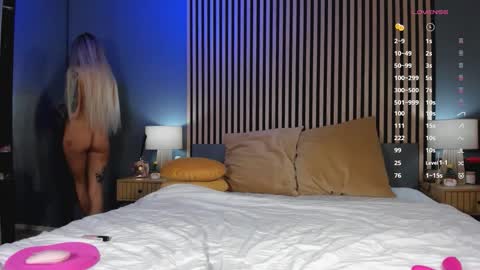 Snapshot of wild_angel777 chatting on November 2025 07:32:01 AM WILD-ANGEL777a online show from November 2025 07:32:01 AM