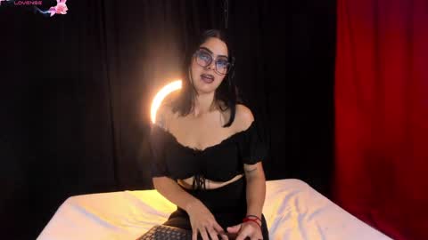 Snapshot of wild_lunaa chatting on June 2026 01:16:02 PM Call me Luna online show from June 2026 01:16:02 PM