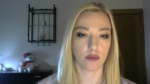 Alina online show from February 2025 11:28:02 AM