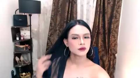 wildexoticbeauty online show from May 2026 12:06:01 AM