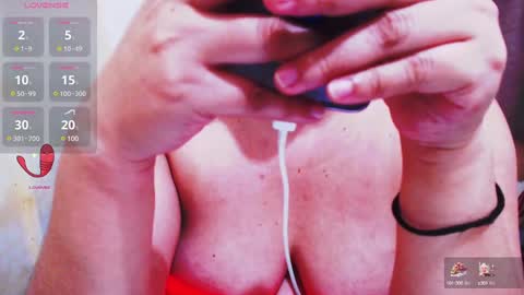 wildhotasianx online show from February 2025 04:14:02 PM