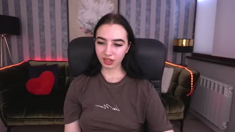 Alena online show from March 2025 01:51:01 PM