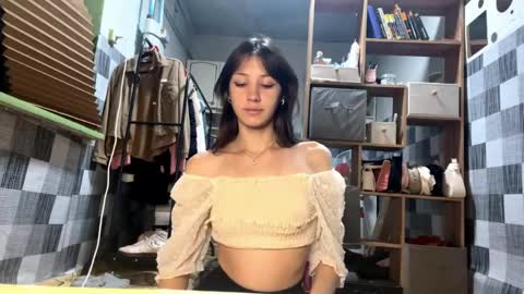 wildpeachh online show from May 2026 10:45:01 AM