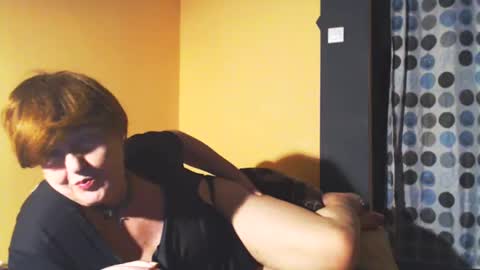 Snapshot of wildredcat chatting on January 2025 07:31:01 PM WildRedCat online show from January 2025 07:31:01 PM