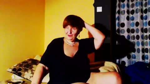 Snapshot of wildredcat chatting on February 2025 07:06:02 PM WildRedCat online show from February 2025 07:06:02 PM