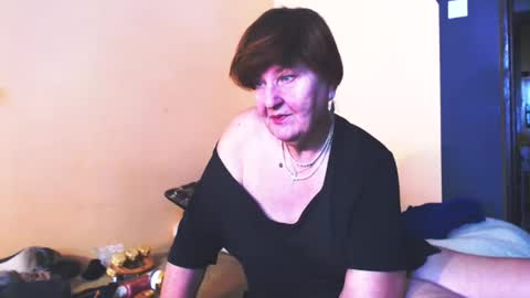 Snapshot of wildredcat chatting on February 2025 11:38:02 AM WildRedCat online show from February 2025 11:38:02 AM