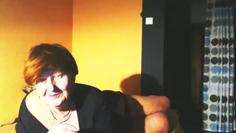 Snapshot of wildredcat chatting on February 2025 05:29:02 PM WildRedCat online show from February 2025 05:29:02 PM