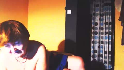 Snapshot of wildredcat chatting on February 2025 08:25:01 PM WildRedCat online show from February 2025 08:25:01 PM