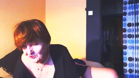 Snapshot of wildredcat chatting on February 2025 12:47:02 PM WildRedCat online show from February 2025 12:47:02 PM