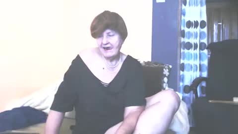 Snapshot of wildredcat chatting on September 2025 11:32:02 AM WildRedCat online show from September 2025 11:32:02 AM