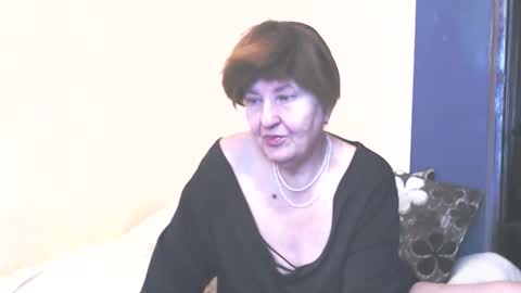 Snapshot of wildredcat chatting on September 2025 10:41:01 AM WildRedCat online show from September 2025 10:41:01 AM