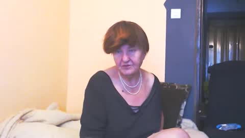 Snapshot of wildredcat chatting on October 2025 09:38:02 AM WildRedCat online show from October 2025 09:38:02 AM