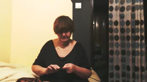 Snapshot of wildredcat chatting on October 2025 09:03:02 PM WildRedCat online show from October 2025 09:03:02 PM