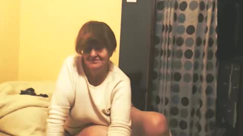 Snapshot of wildredcat chatting on October 2025 10:23:02 PM WildRedCat online show from October 2025 10:23:02 PM