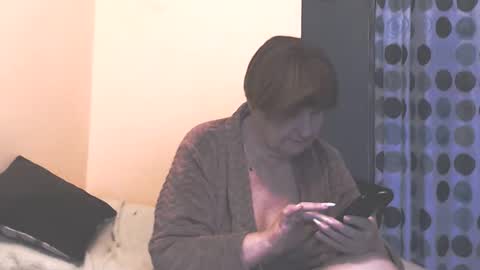 Snapshot of wildredcat chatting on November 2025 10:36:01 AM WildRedCat online show from November 2025 10:36:01 AM