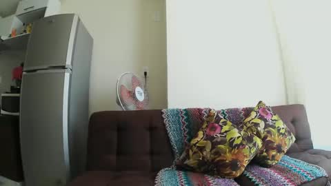 Wild Strawberry online show from March 2025 07:34:01 PM