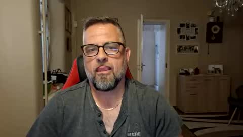 Snapshot of wilhelmus3 chatting on May 2026 02:46:02 PM wilhelmus3 online show from May 2026 02:46:02 PM