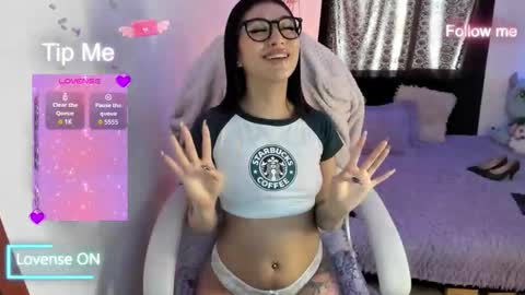 sofia and will online show from September 2025 12:53:01 PM