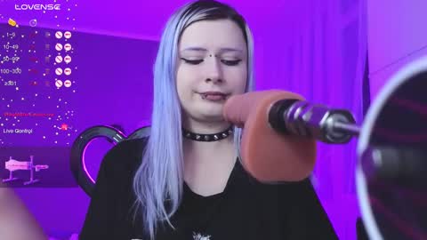 Your virtual girlfriend online show from February 2025 09:36:01 PM