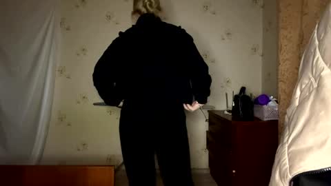 Snapshot of willettealfiero chatting on April 2026 03:50:02 PM Sophia online show from April 2026 03:50:02 PM