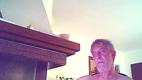 Snapshot of willfire71 chatting on June 2026 05:14:02 PM Willfire71 online show from June 2026 05:14:02 PM
