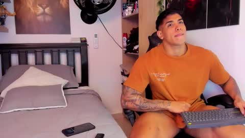 Dracko online show from November 2025 08:31:01 PM