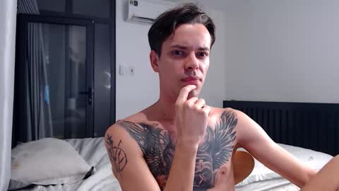 William online show from October 2025 12:44:02 AM