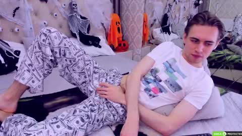 William online show from October 2025 03:43:01 AM