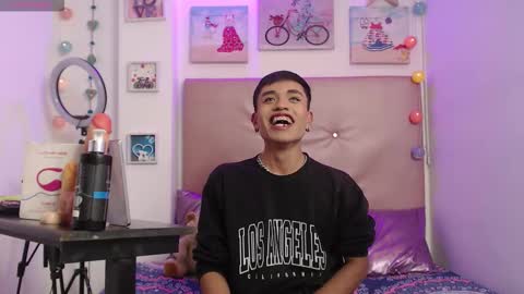 willians__ online show from November 2025 03:28:01 AM