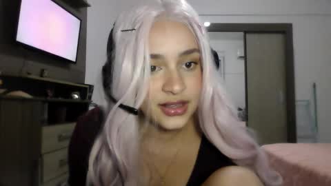 Willow online show from April 2026 01:36:02 AM