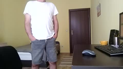 Snapshot of willxc chatting on July 2026 10:43:02 AM willxc online show from July 2026 10:43:02 AM