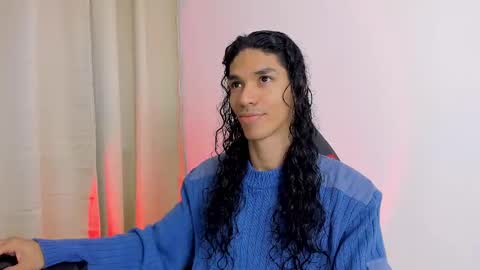 willy_veins online show from March 2025 05:00:02 AM