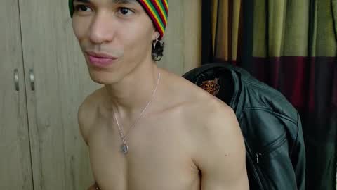 willy_veins online show from March 2026 09:32:02 PM